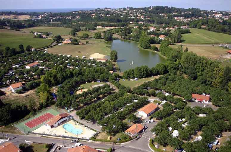 camping pas cher pays basque